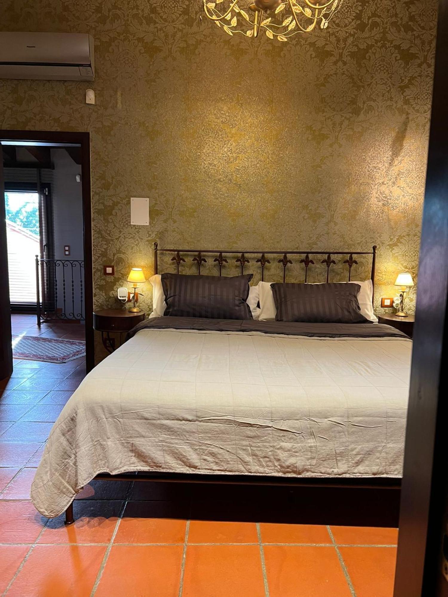 Villa Sol Peralada Golf Exterior photo